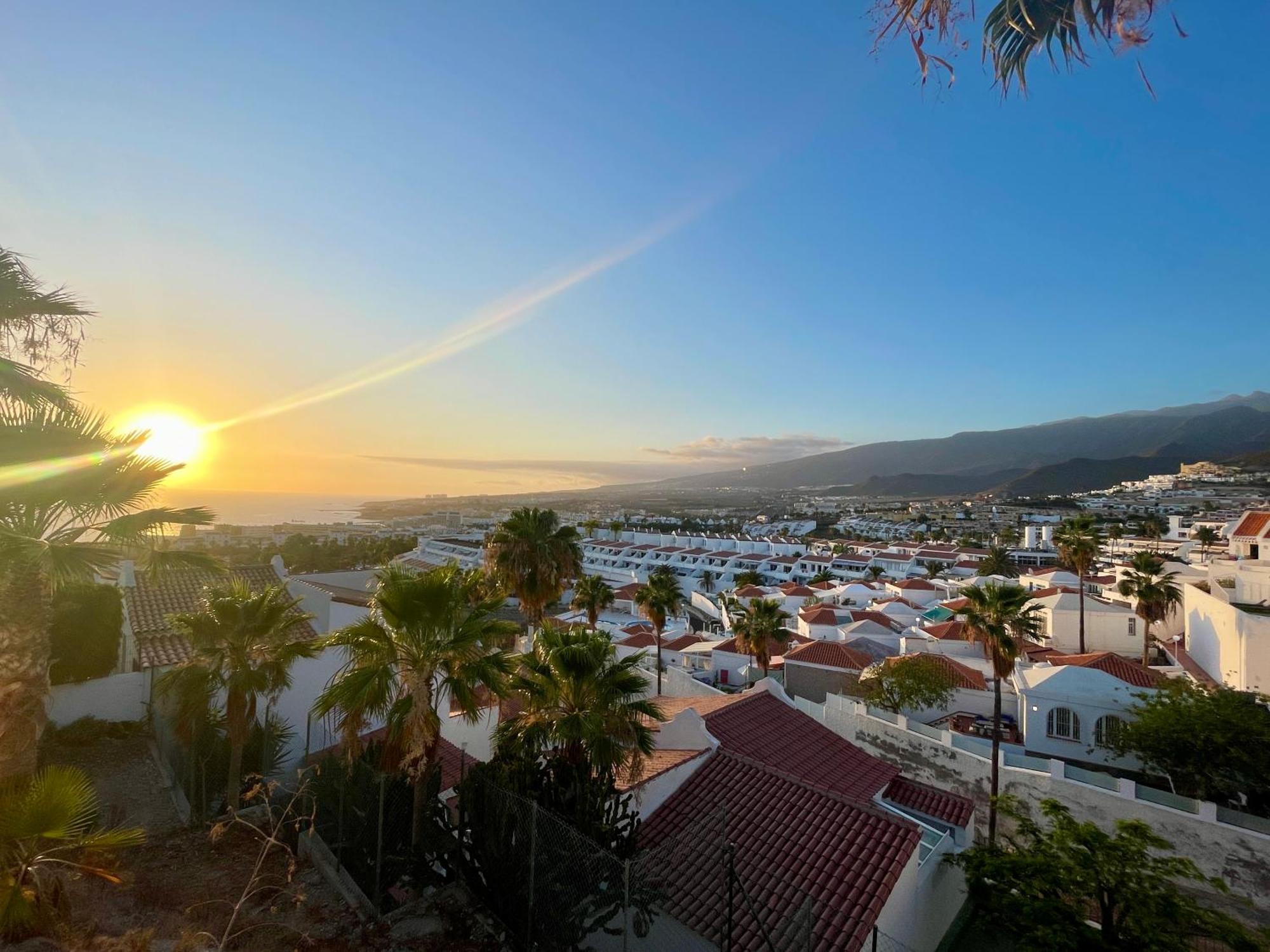 Tenerife Holidays Costa Adeje  Extérieur photo